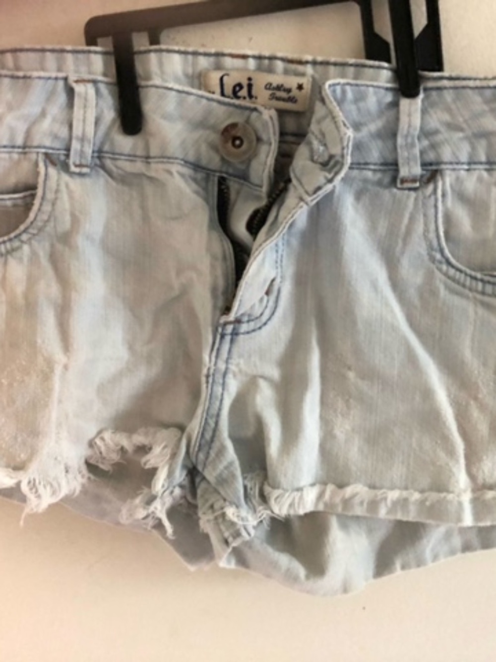 L.e.i shorts